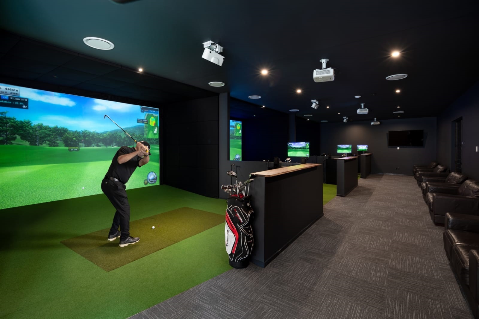 Hourly Cost of Golf Simulator in Hurley - The Upper Block