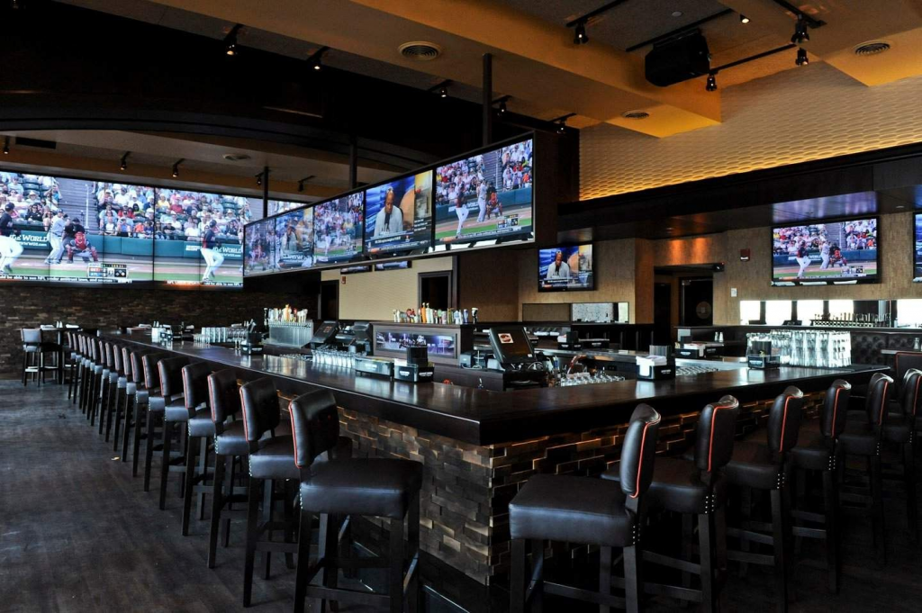 The Best Place to Watch NFL Games in Hurley